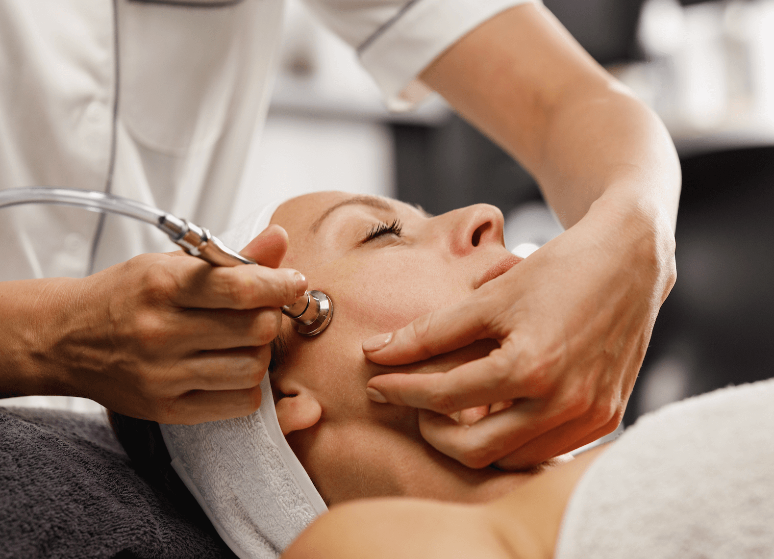 Liebe Studio Microdermabrasion